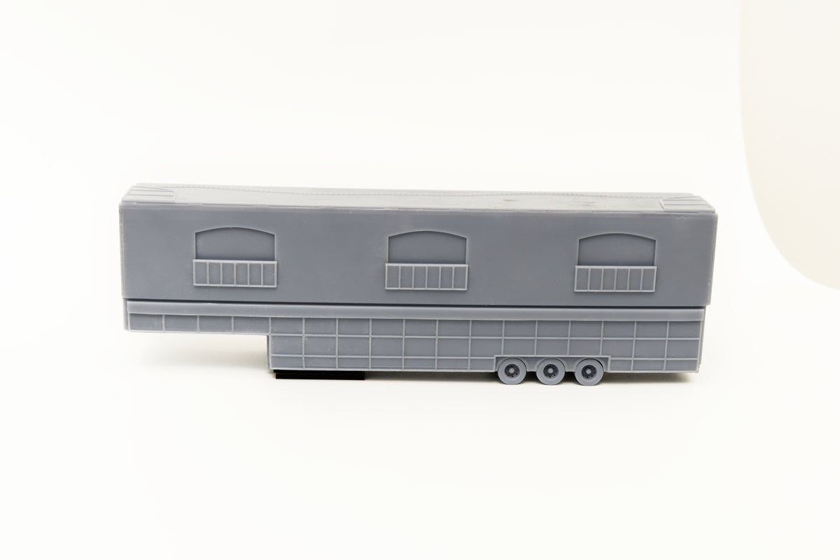 Fairground Fun House - Showmans Ghost Train - Trailer Resin Kit - OO Gauge 1-76