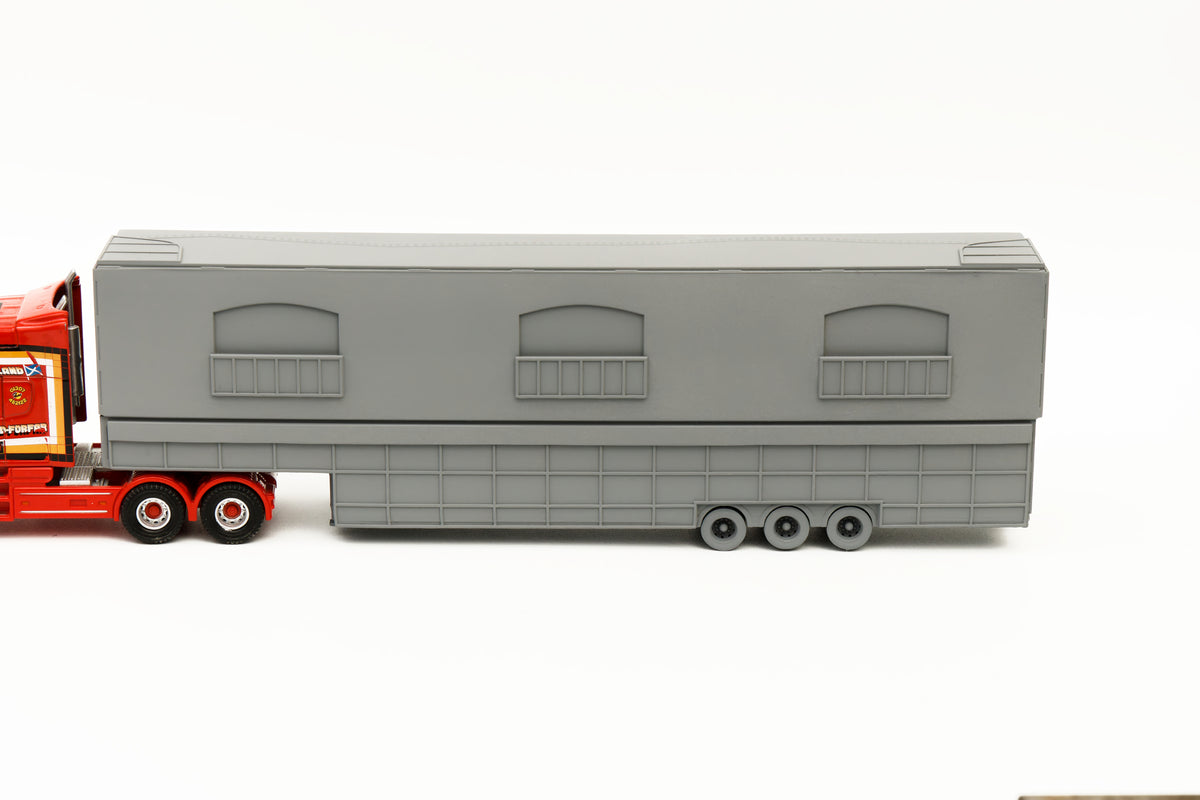 Fairground Fun House - Showmans Ghost Train - Trailer Resin Kit - OO Gauge 1-76