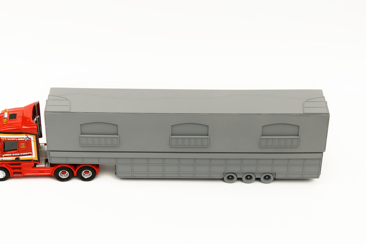 Fairground Fun House - Showmans Ghost Train - Trailer Resin Kit - OO Gauge 1-76
