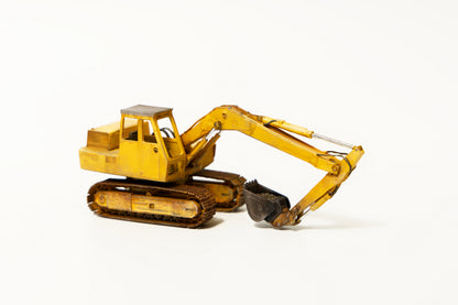 Hand Painted & Weatherd Hymac 580c- OO Gauge / 1-76 Scale