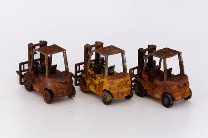 Fork lifts Triple Pack- Scrap Yard Pack... 1/76 - OO Gauge Scale
