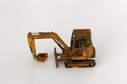 Painted Mini Excavator- Rusty Scrap Edition ... 1/50 Scale (Yellow)