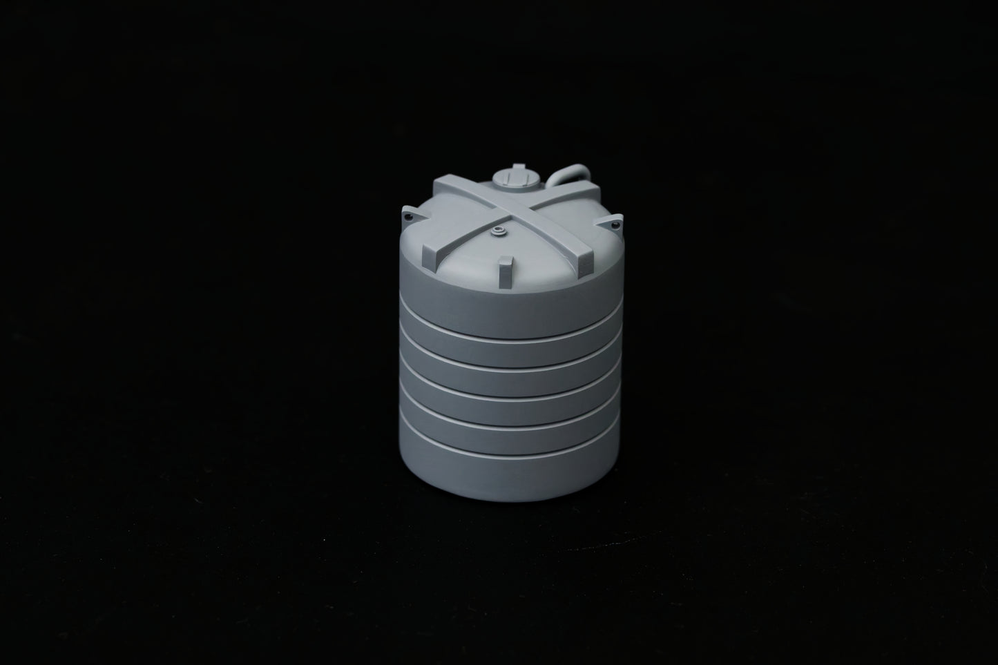 Plastic Storage Tank (Resin Model)- 1-50 Scale