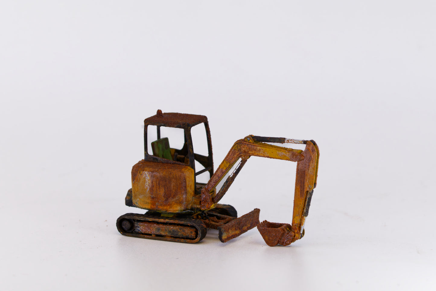 Mini Digger... 1/76 - OO Gauge Scale (Yellow)