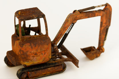 Painted Mini Excavator- Rusty Scrap Edition ... 1/50 Scale (Orange)