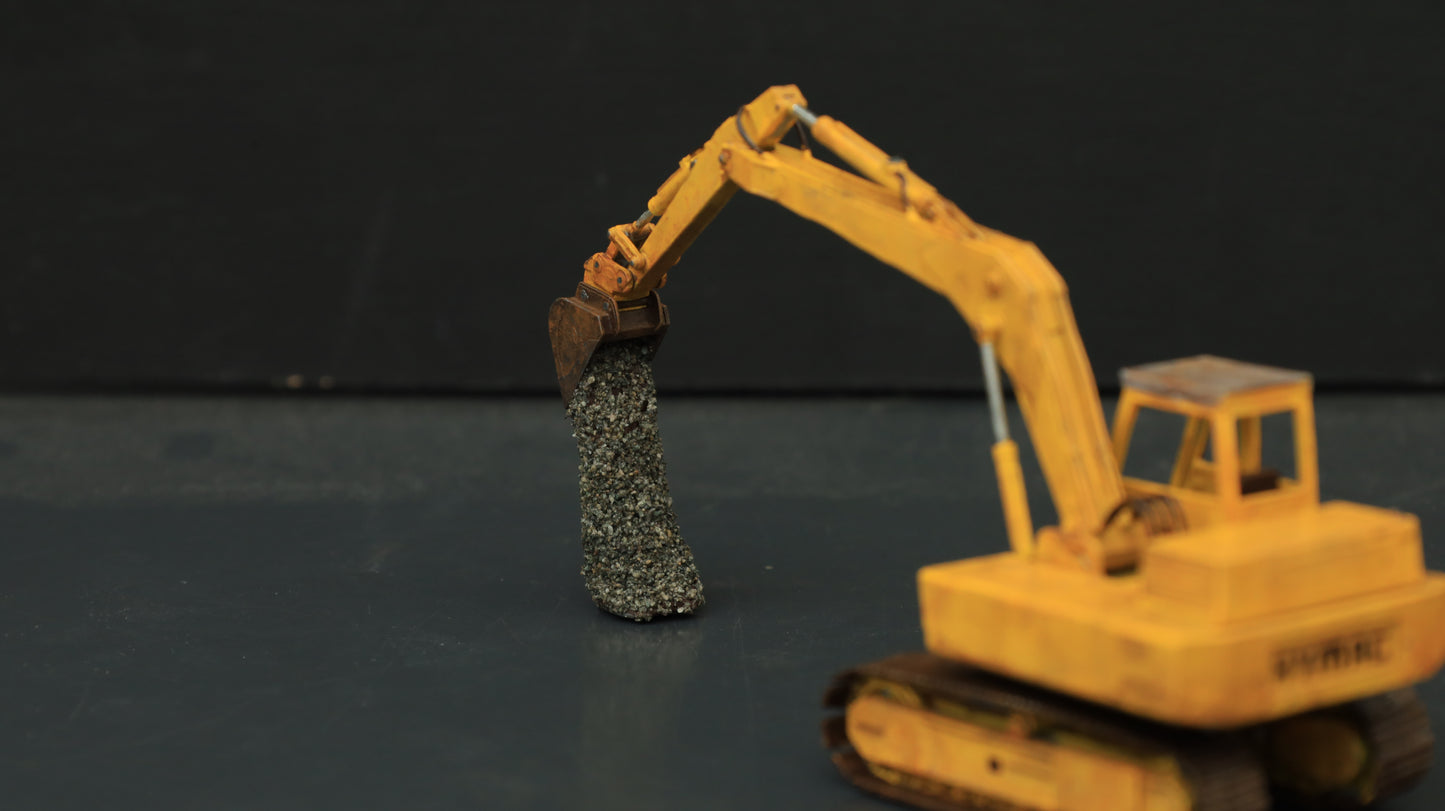 Hymac 580c ... 1-76/ OO Gauge scale