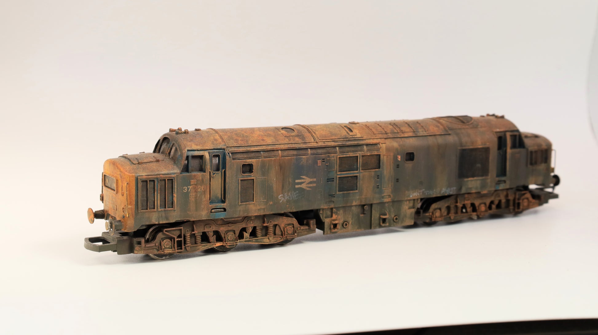 Weathered Class 37 Loco