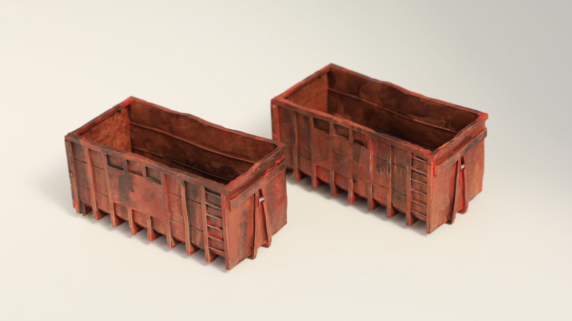 Weathered 40 Yard Skips (Dented Versions)...OO Gauge / 1-76 Scale