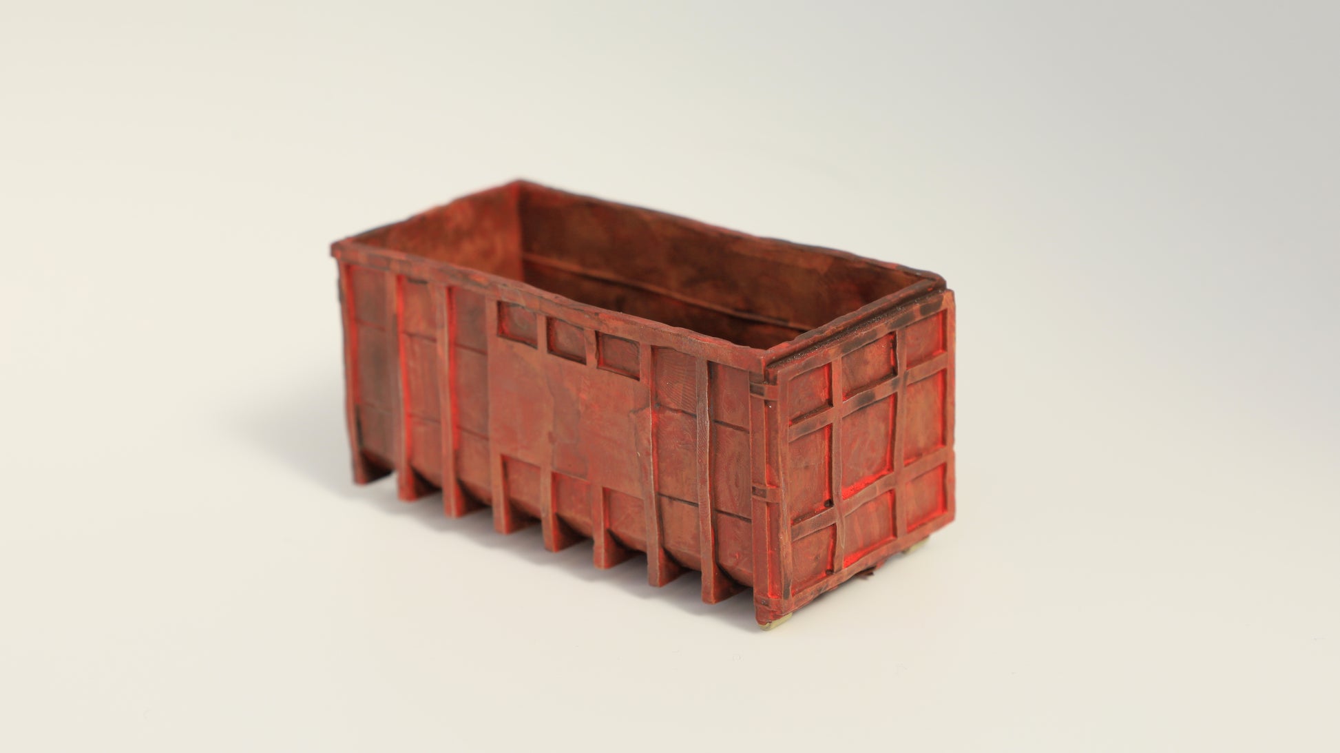Weathered 40 Yard Skips (Dented Versions)...OO Gauge / 1-76 Scale