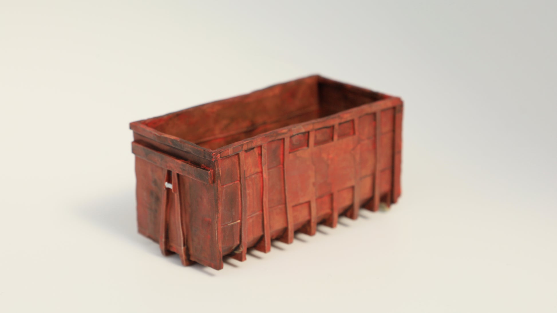 Weathered 40 Yard Skips (Dented Versions)...OO Gauge / 1-76 Scale