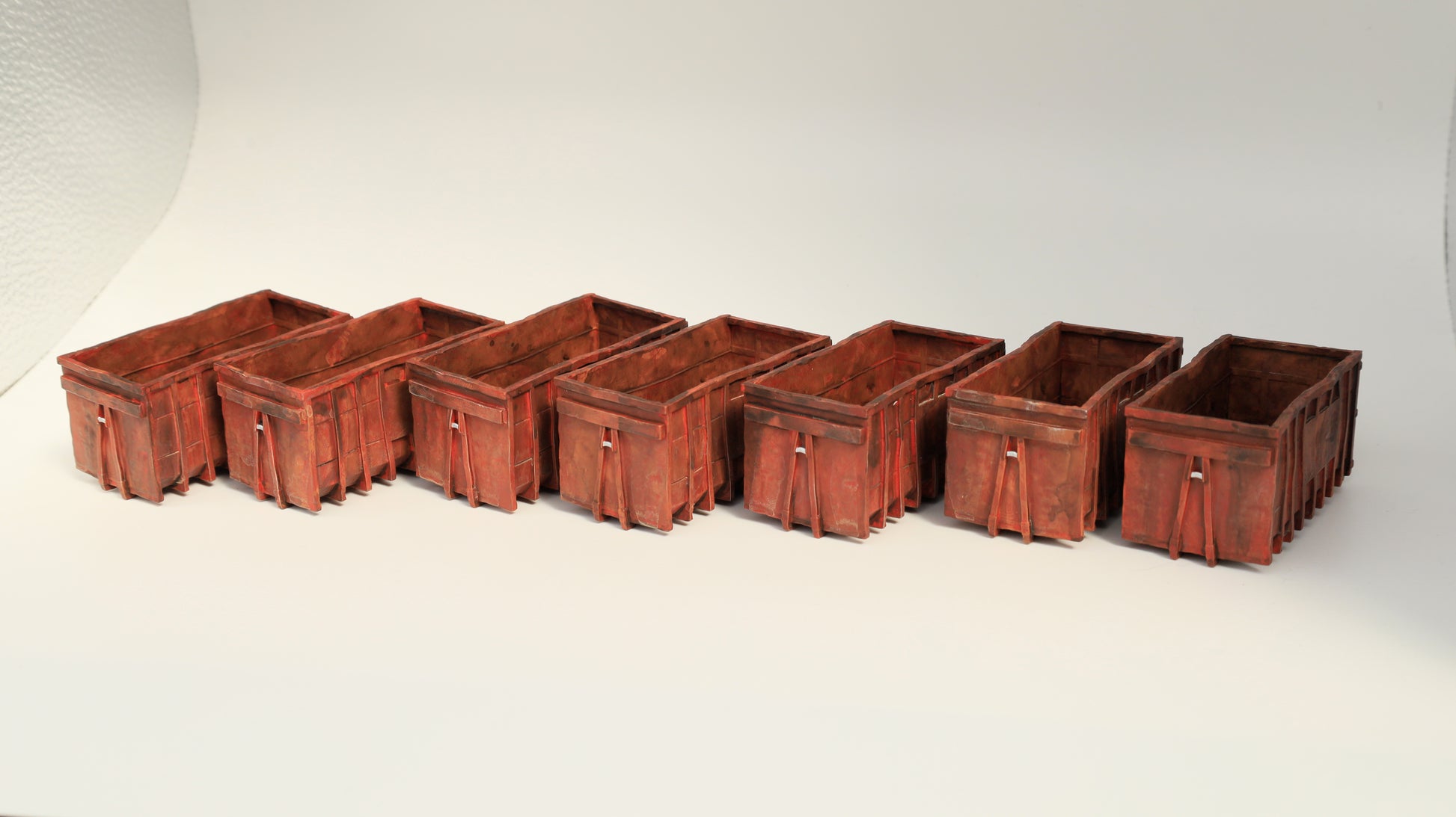 Weathered 40 Yard Skips (Dented Versions)...OO Gauge / 1-76 Scale