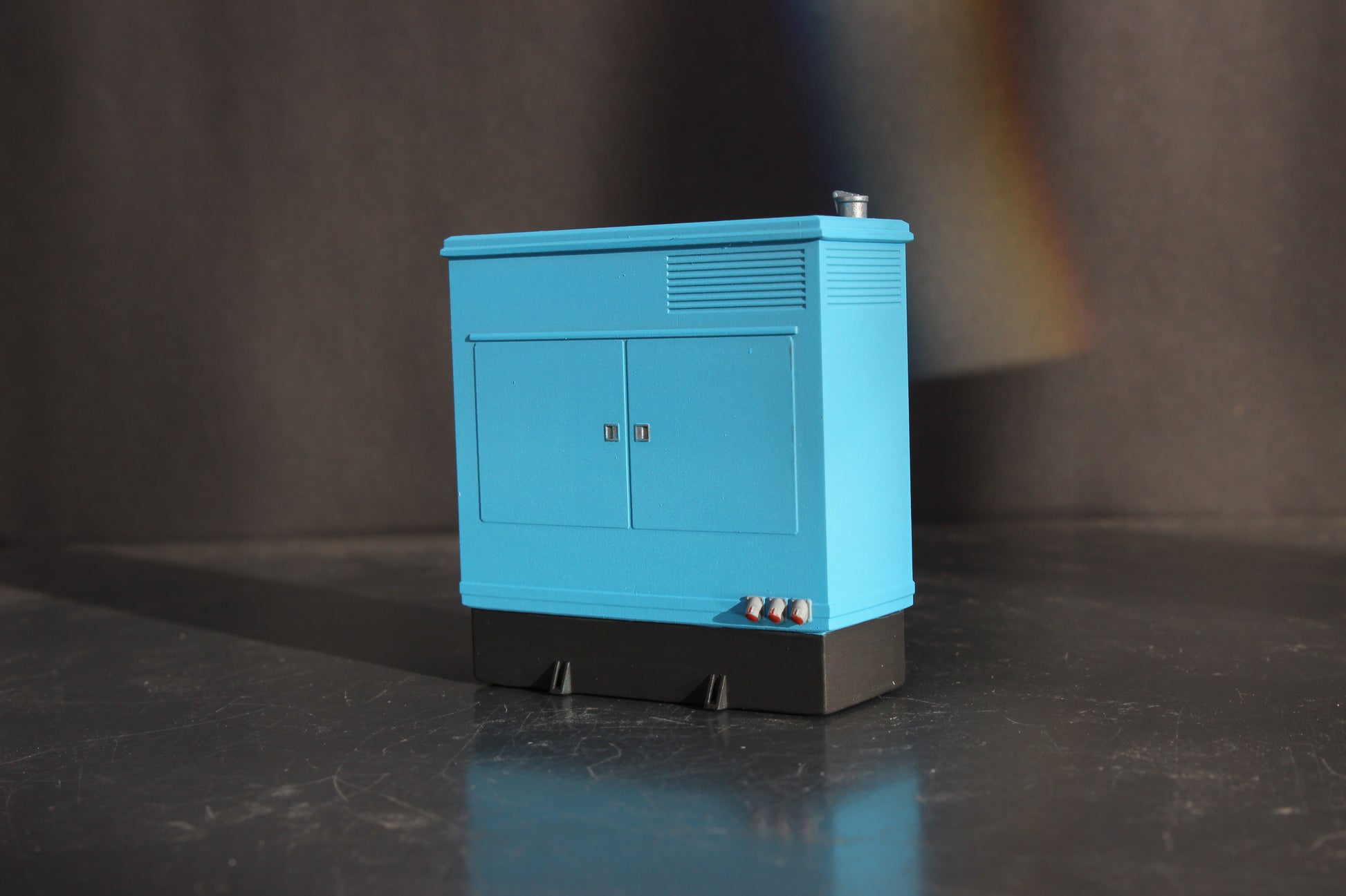 Large Generator  - 1/50- O Gauge Scale