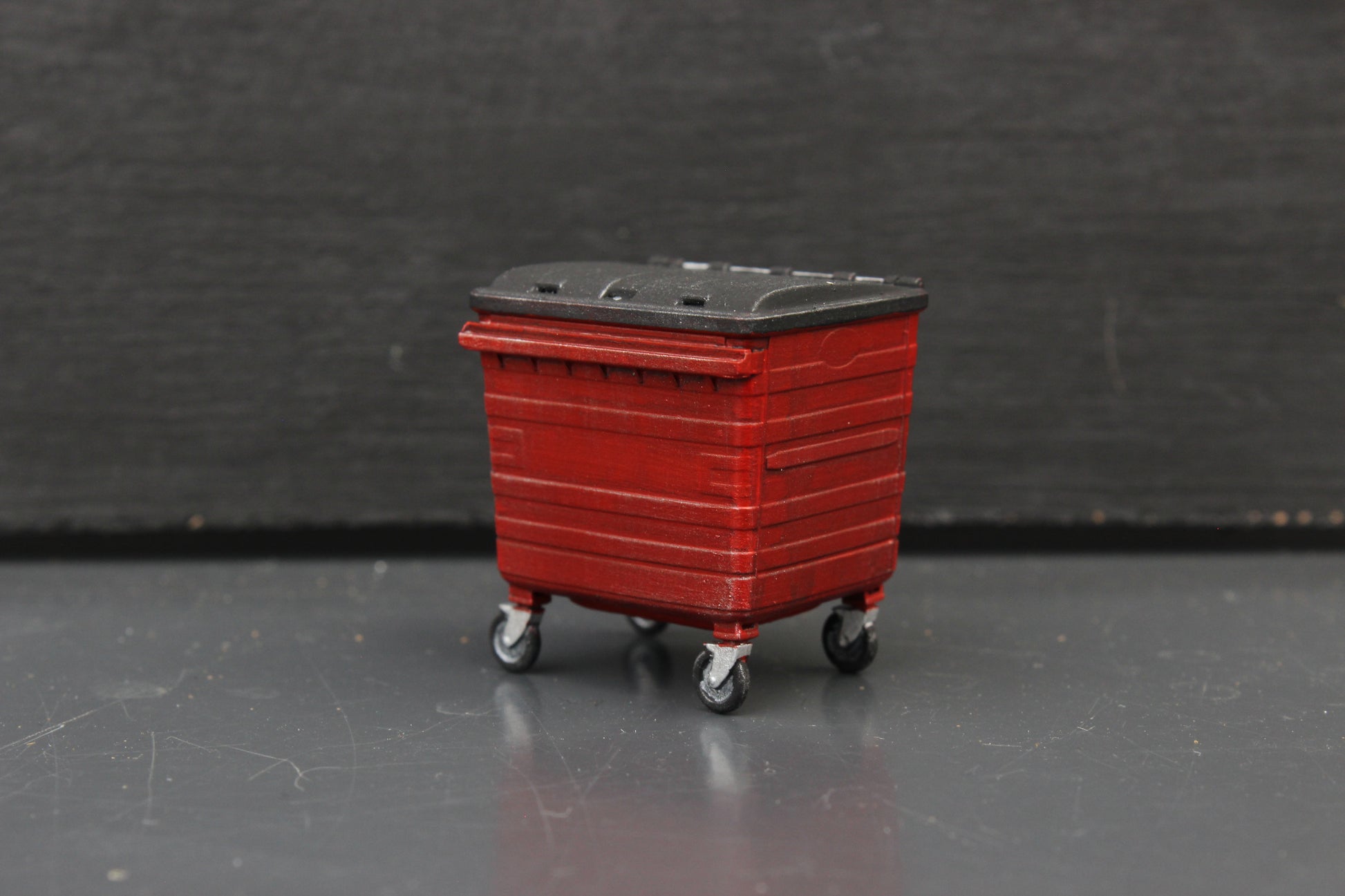 10 Commercial Waste Bins ... 1-76 / OO Gauge Scale