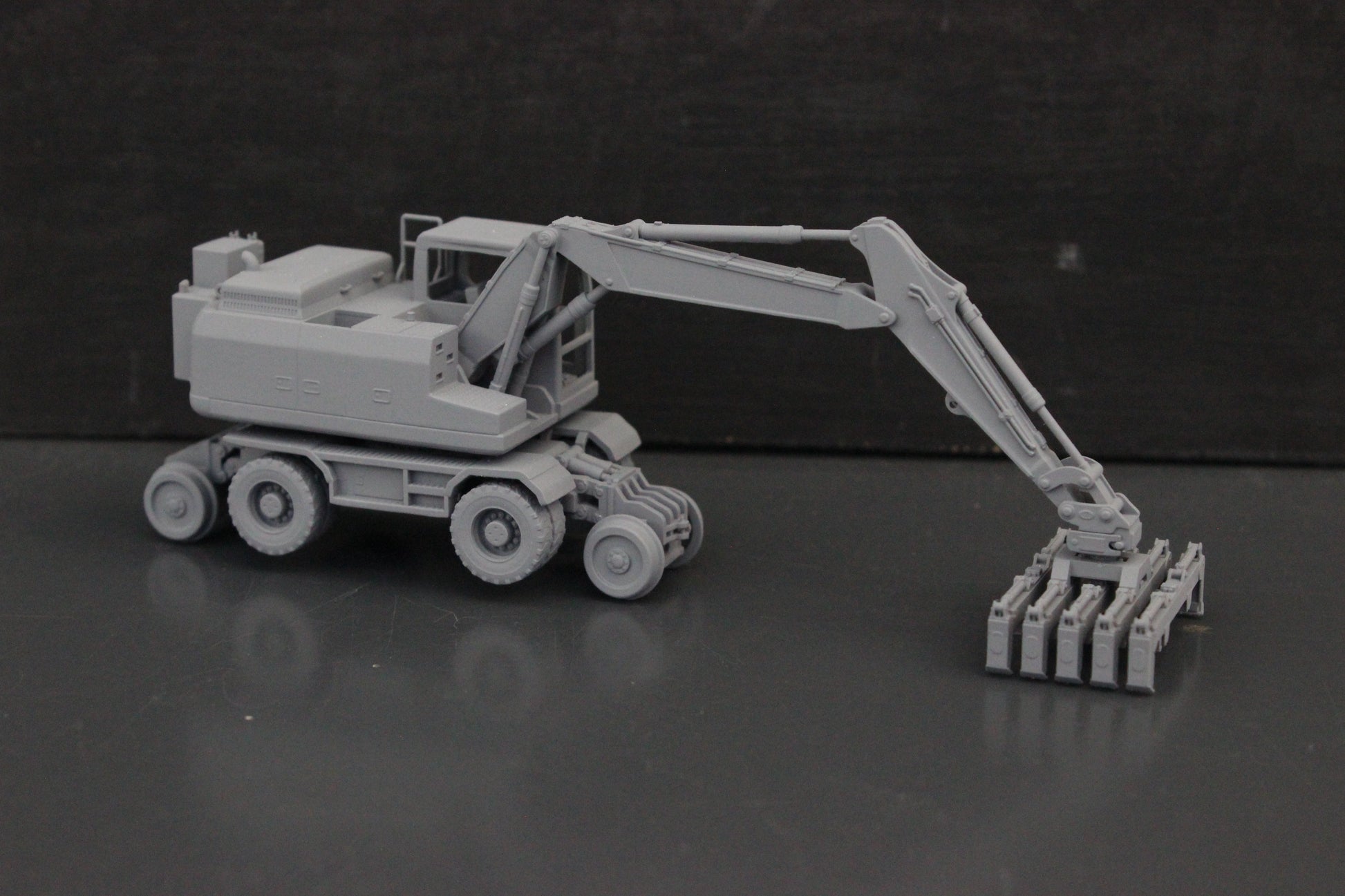RRV Excavator Kit .. 1-76 / OO Gauge Scale
