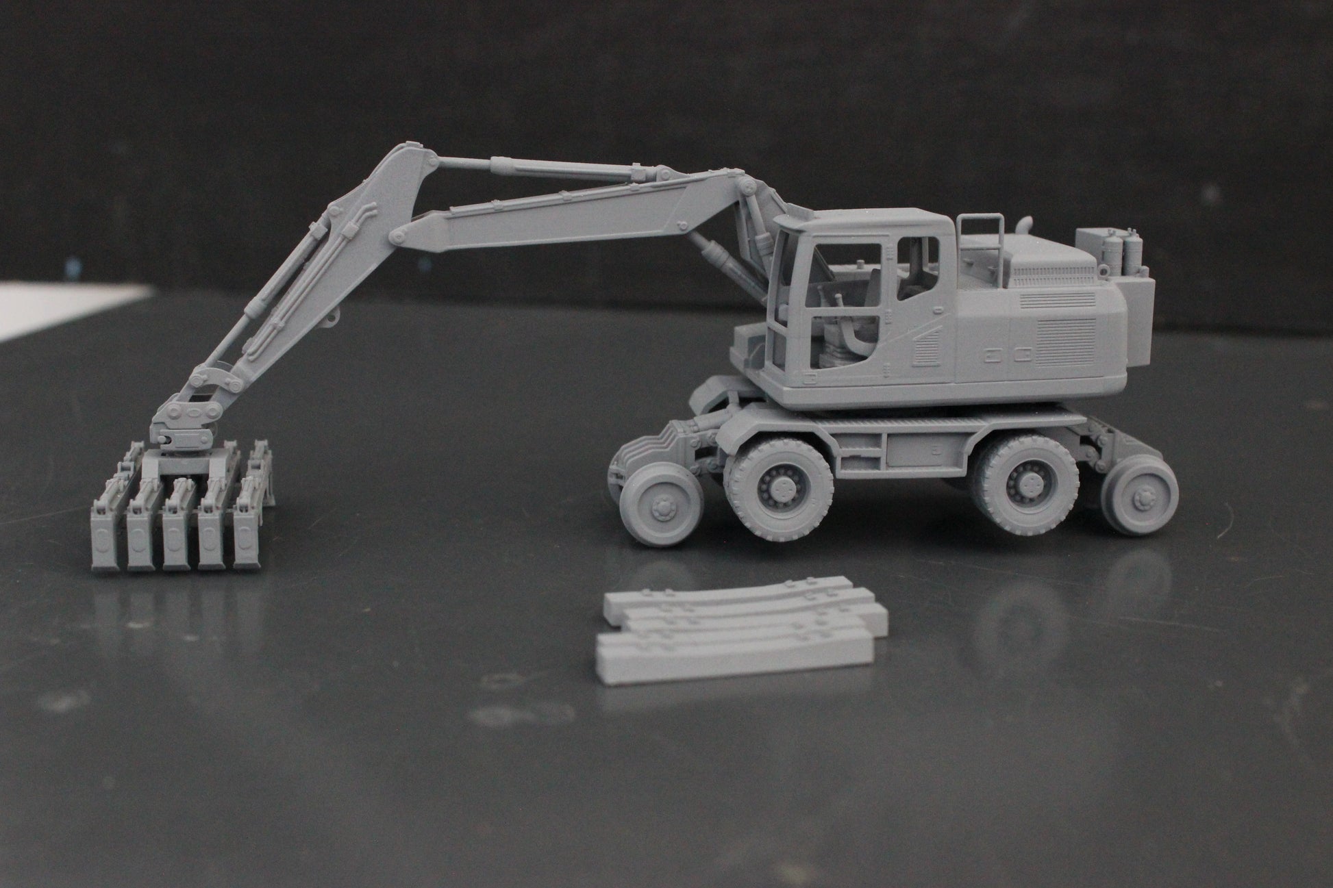 RRV Excavator Kit .. 1-76 / OO Gauge Scale