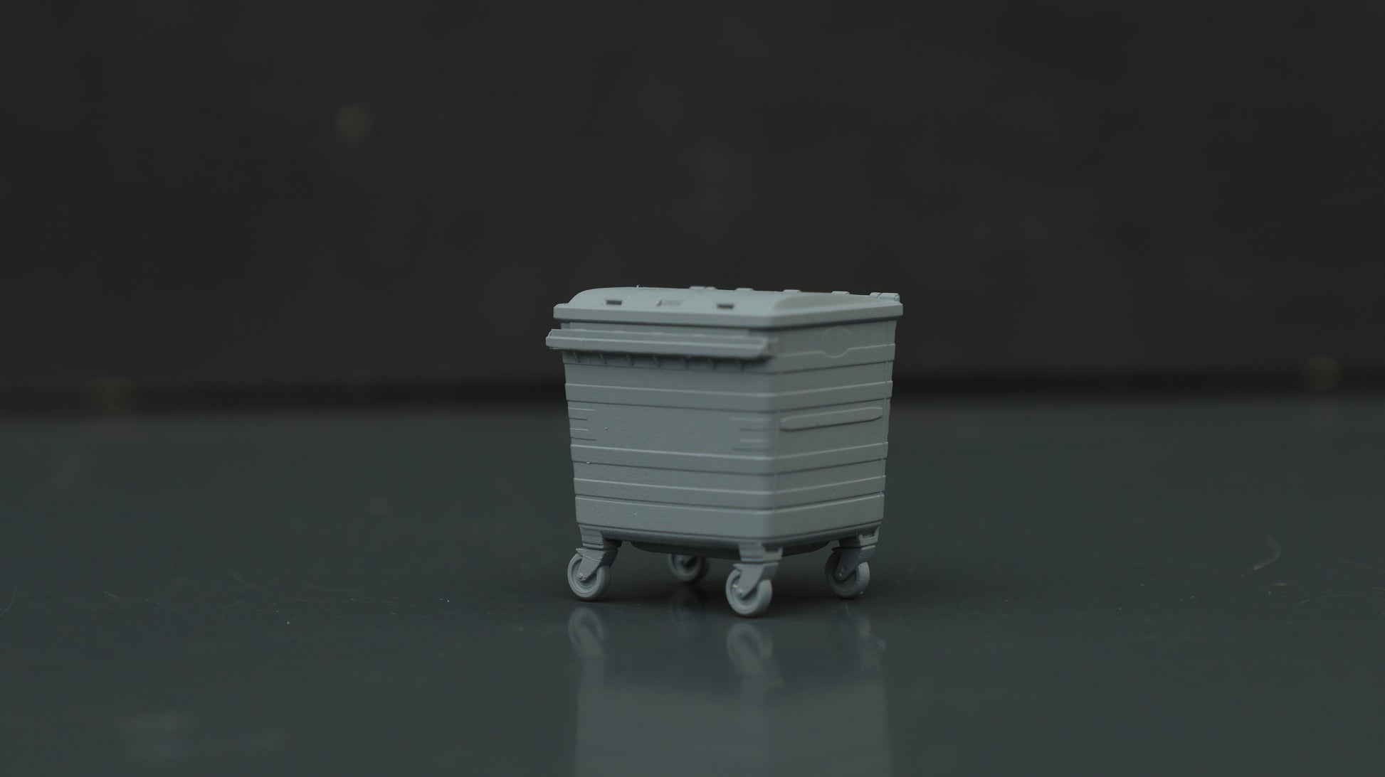 10 Commercial Waste Bins ... 1-50 / O Gauge Scale