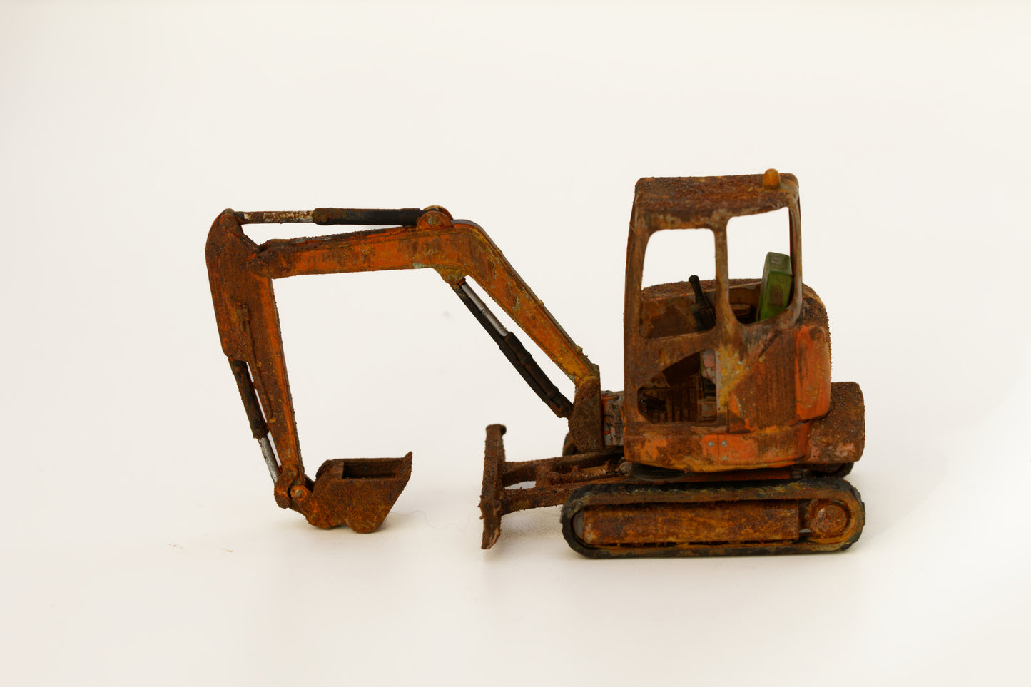 Painted Mini Excavator- Rusty Scrap Edition ... 1/50 Scale (Orange)